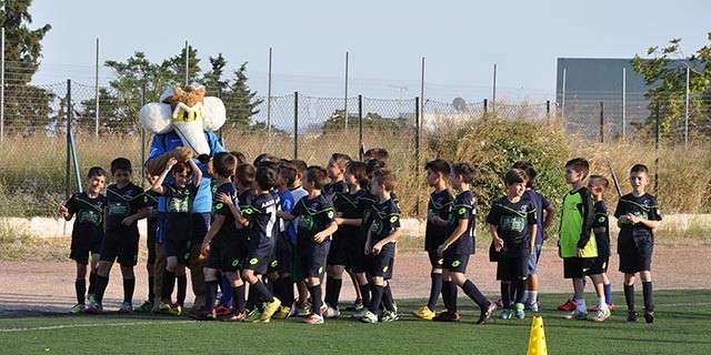 Φωτορεπορτάζ από τη Γιορτή Λήξης των Ακαδημιών (1)