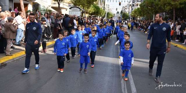 Οι Τράχωνες παρελαύνουν… Απολαύστε τους! (photos)