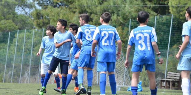 Τράχωνες Αλίμου – Άρης Καλαμακίου 0-1 (Κ16)