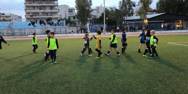 Τράχωνες Αλίμου – Χαραυγιακός 6-2 (Κ10)